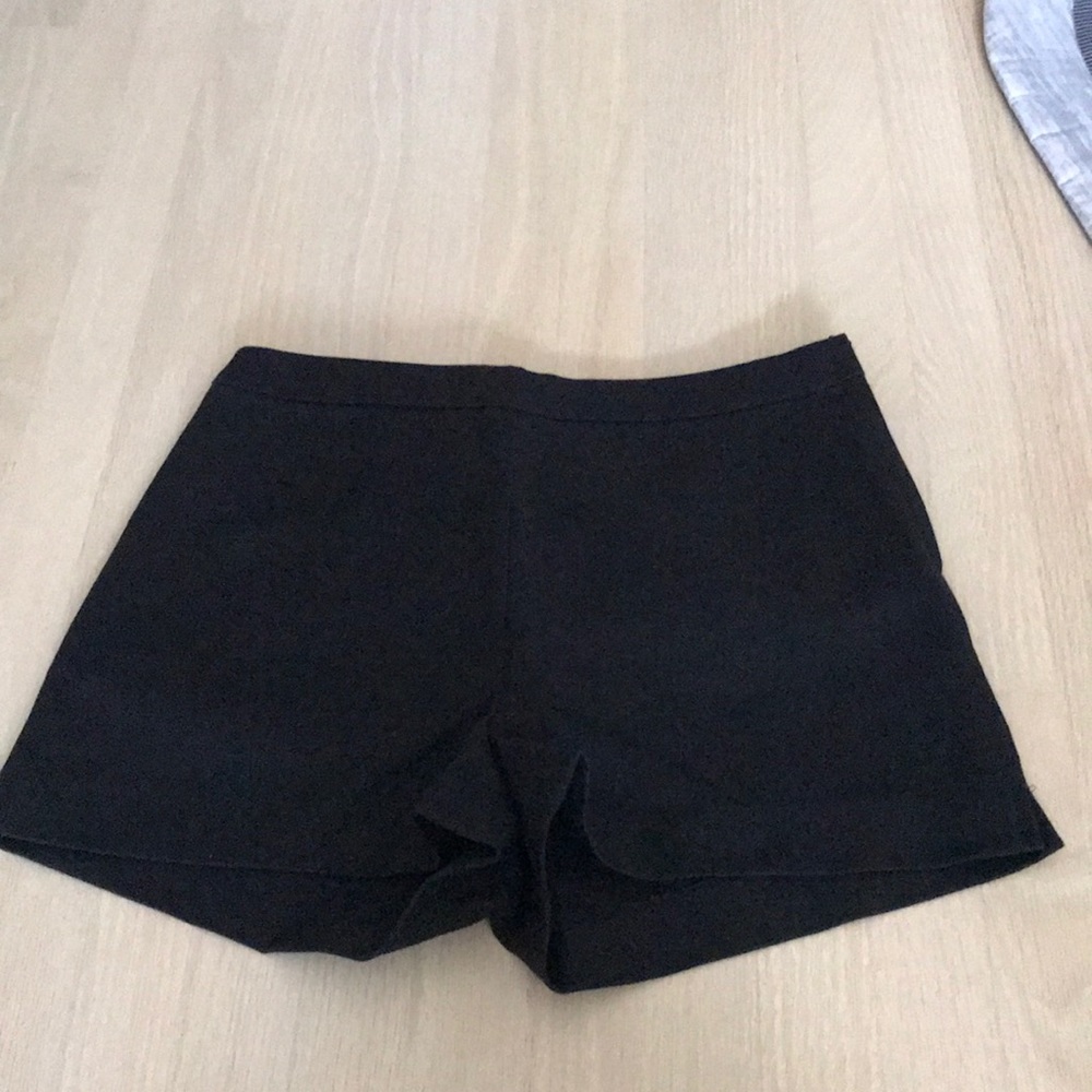 H&M black size 2 shorts